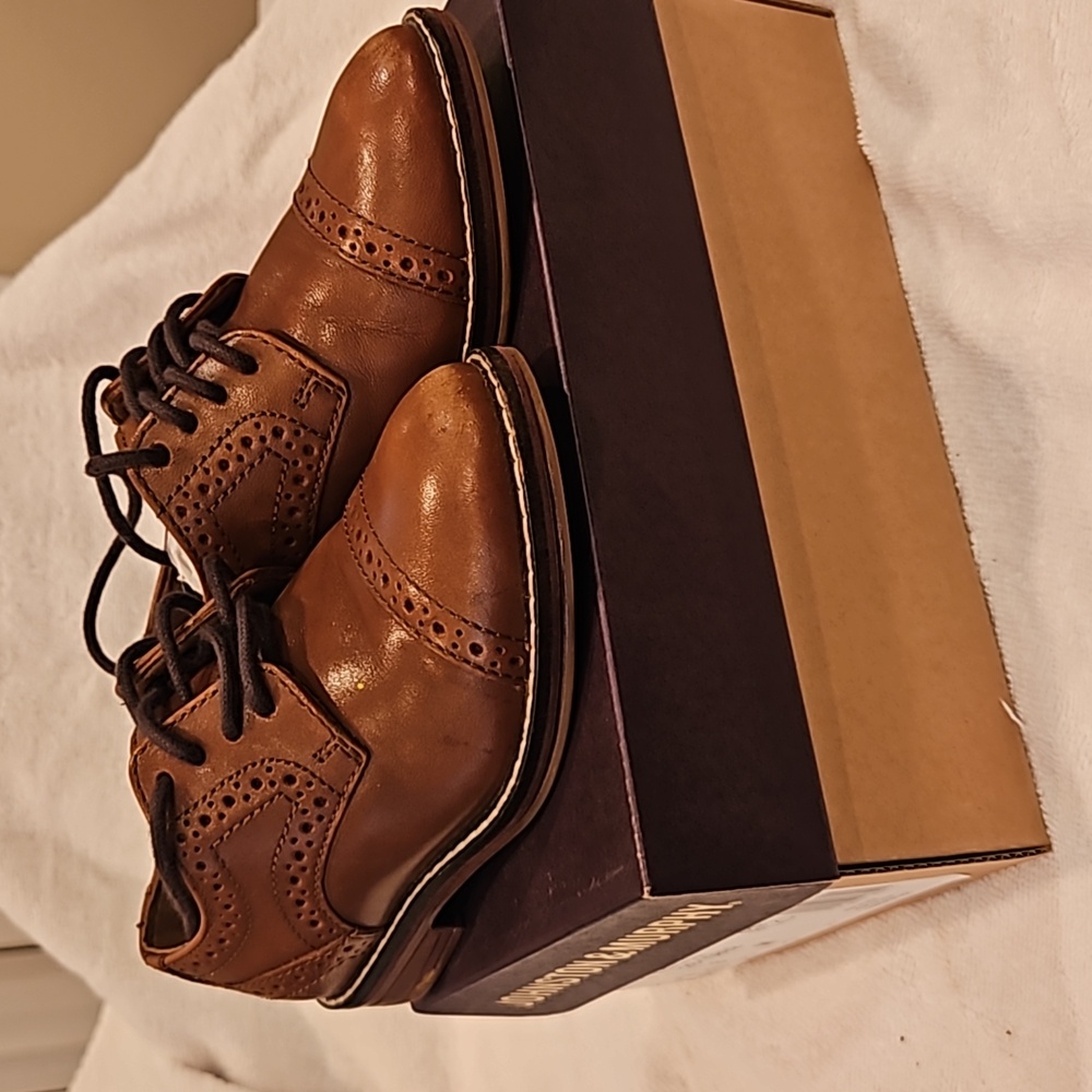 Johnston & Murphy Size 8 Tan Full Grain Leather Cap Toe